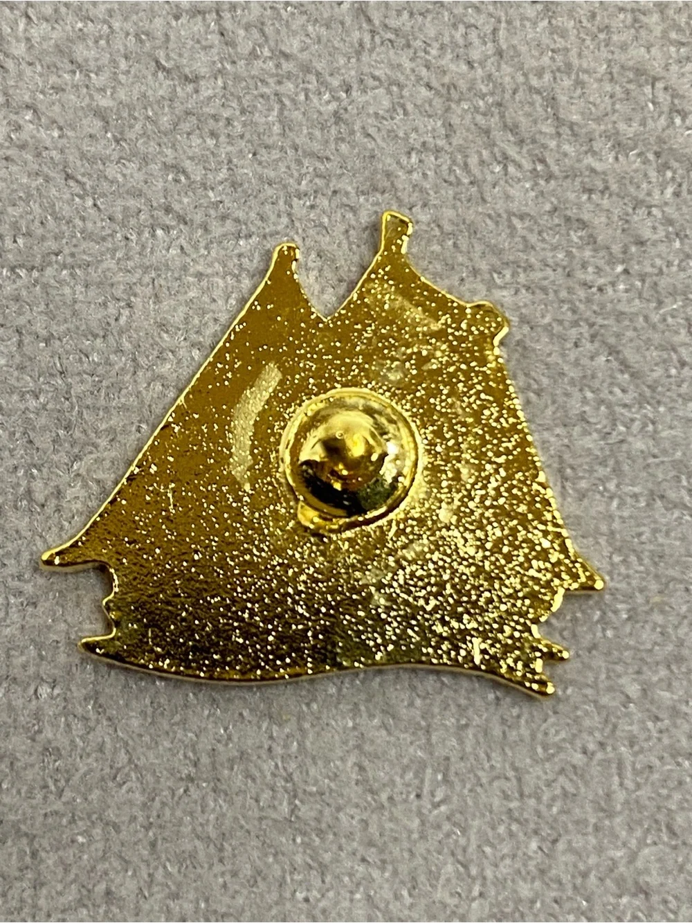Vintage Nova Scotia Schooner Sailboat White Enamel Lapel Pin Gold Tone